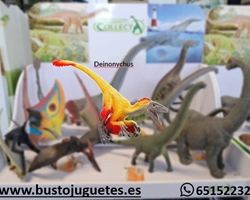 Dinosaurio de juguete