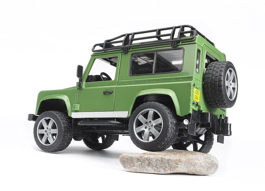 Coche De Juguete LAND ROVER STATION Escala 1:16 BRUDER 02590 DESC. - Imagen 5